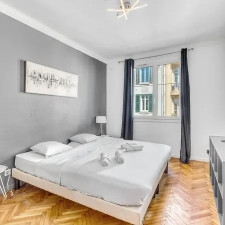 Apartamento Spacious 2 Bed - 5 Mn Du Palais - Calme - Balcon Cannes
