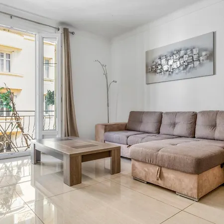 Lägenhet 2 Bed Avenue Saint-jean , 5 Minutes From Palais Des Festivals *