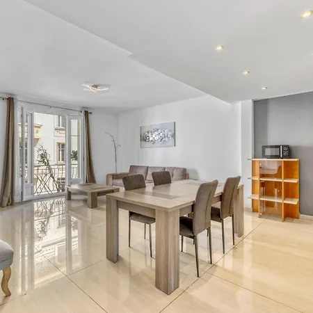 Apartman Spacious 2 Bed - 5 Mn Du Palais - Calme - Balcon Cannes